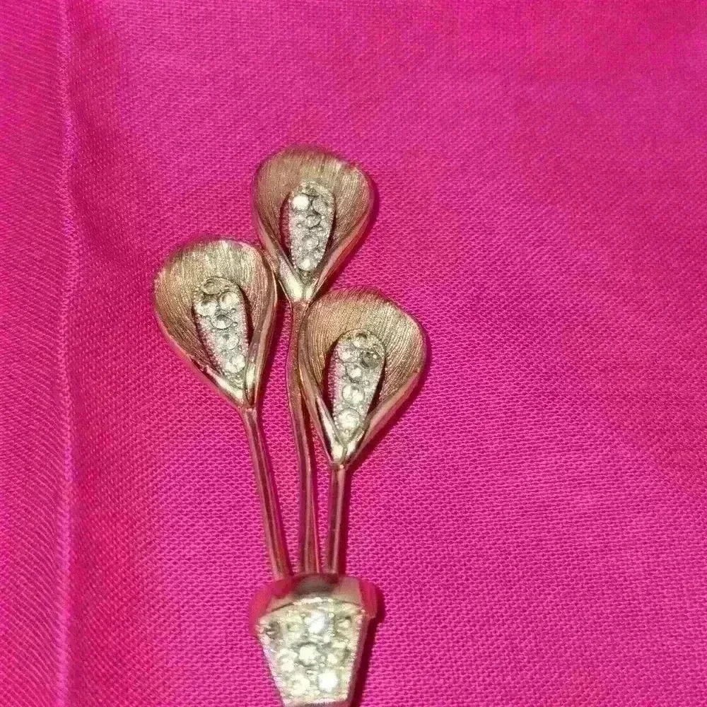 Beautiful Ladies Vintage Brooch - Picture 9 of 9